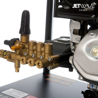 Jetwave Black™ GX 4000 PSI High Pressure Cleaner close up