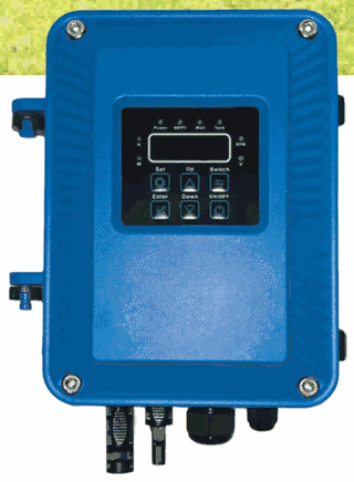 REEFE weatherproof MPPT solar controller supplied with the RSA750.SP, showing the display, keypad and cable glands